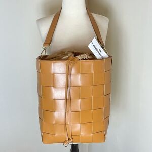 Roberta Rossi Cuoio Bucket Bag
